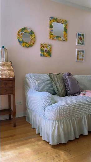 Change the Color of your Couch with Rit Dye #upcycling #furnitureflip
