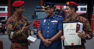 HONOR tampil telefon pintar misteri dalam Legasi: Bomba The Movie | Berita Harian