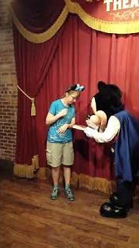 Mickey mouse magic trick