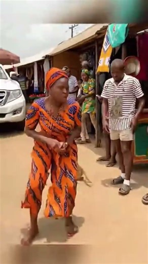 Baby Crying as Monkey Takes Banana 22 |Mr Macaroni | izon tv | ijaw tv | puma | POUMA | yawa skits