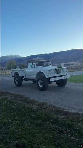 1967 Kaiser Jeep M715 Pickup