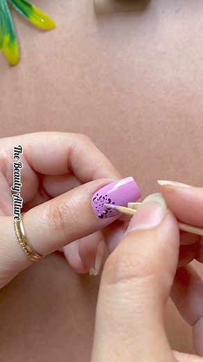 Easy flower nail art design #thebeautyallure #nailsonfleek #nailsinspo #nailtutorial #nailart #nailarttutorial #nailartaddict #nailinspo #nails | The Beauty Allure
