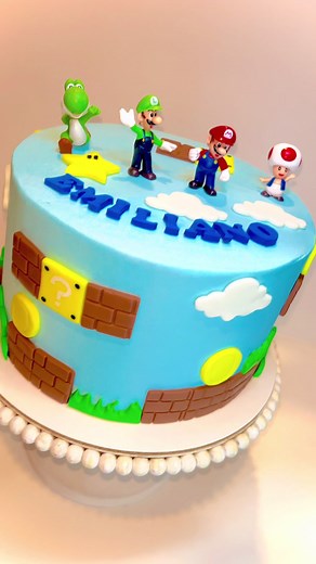 Super Mario Cake ⭐️ #cake #mariobros #supermario #supermariobros #mariocake #supermariocake #mariobroscake #supermariobroscake #buttercreamcake #fondantdecoration #fondantwork #fondanttopper #funcake #baking #homebaking #smallbusiness #atx #atxcakes #cakesoftiktok #fyp #parati #foryourpage #pastelmariobros