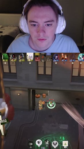 Minecraft skeleton spectating from the heavens | #deadlock #gaming #twitch #supaturbo #funny