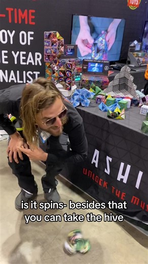 Shashibo Shapeshifting Toy Demo | Best Gift Idea!