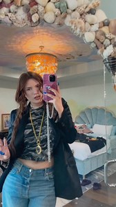 Hi ✌️ #setlife | Bella Thorne