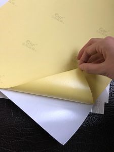 [Hot Item] 80GSM White or Yellow PE Silicone Back Paper 1030mm/1090mm/1530mm Jumbo Roll