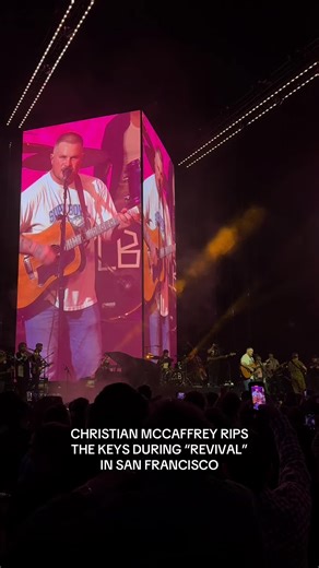 Christian McCaffrey played the keys during “Revival” at the EA Madden Bowl in San Francisco! #ZachBryan