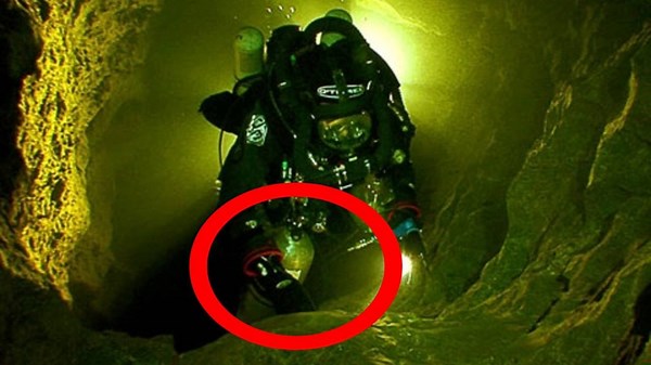 Cave Divers Find a Lost American Land Beyond a Subterranean "Portal"