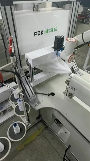 Textile Automation in Action 👕🤖 From handling to stitching every motion is automated. This robotic cell picks up the T-shirt, positions it perfectly, and the machine takes care of the rest. Smart manufacturing meets smart textiles. Join our global community, share your expertise, and explore partnership opportunities. 👉 www.ctorobotics.com Stay updated with the latest insights on #Robotics, #AI, #Automation, and #SmartManufacturing. 🚀 👉 https://ctorobotics.com/newsletter/ ⚠️ This video is s