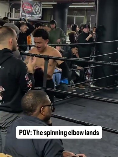 Nasty Spinning Back Elbow😨 #muaythai #spinningbackelbow