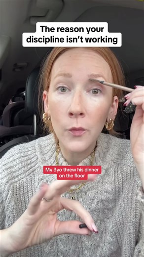 Discipline only works, when your toddler is regulated first. That’s the step that makes everything more effective, and that’s the step that most parents are missing. If you wanna know exactly how to regulate your little one in a few minutes per day, with no timeout or calm down corner, grab my calm down framework 🔗