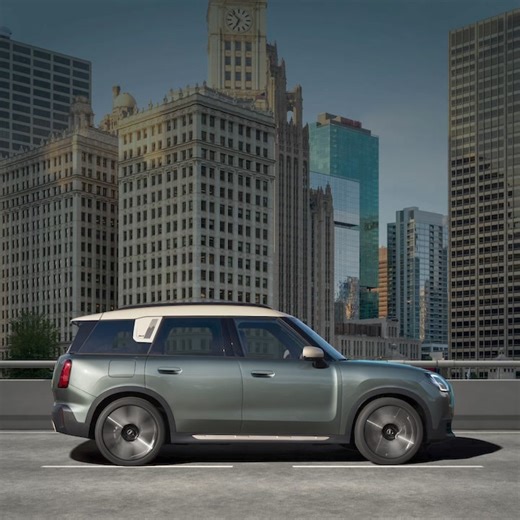 全新世代MINI Countryman運動休旅 陪你穿梭城市、造訪山野 隨著心情，切換MINI駕駛模式，俐落出發！ 👉 探索更多 https://bit.ly/3NBb9FY 👉 預約賞車 https://reurl.cc/M4YqpL #MINI #BIGLOVE #TheNewMINICountryman | MINI