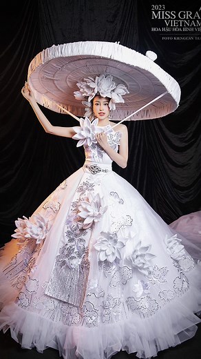 Ôn lại kỉ niệm với national costume Đoạn Khúc Trắng sau 1 năm #missgrandvietnam2023 #nationalcostume #teamviethung #jyp