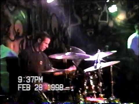 Dropkick Murphys - Cadence to Arms / Do or Die (Live, 1998)