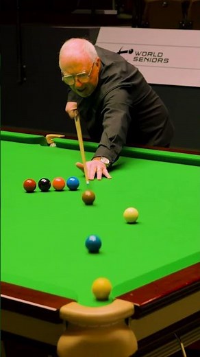 Dennis Taylor’s INCREDIBLE Trick Shot! 🤯