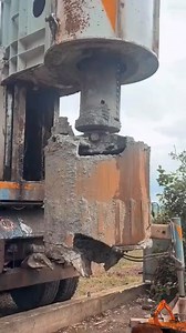 2.3K views · 38 reactions | Perfect way to dig a hole #excavator #operatorexcavator #excavatrice #fyp #reelsfb #technology #crane | Excavator Machines | Facebook