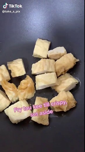 Delicious Stir-Fried Xiao Bai Cai with Crispy Fried Tau Kee Recipe