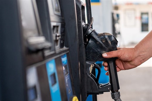 Gas Prices Fall Below $3 for First Time Under Trump