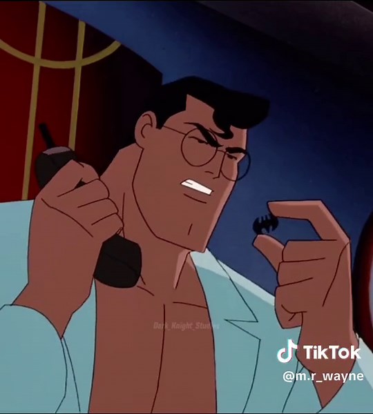 Batman Discovers Superman's True Identity