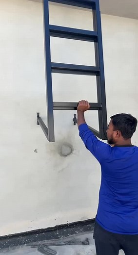 Step-by-Step Guide to Assembling a Metal Ladder