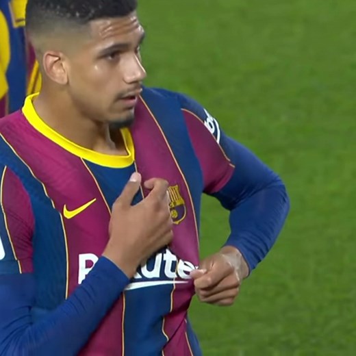 Ronald Araújo: From Red Card to Resilience