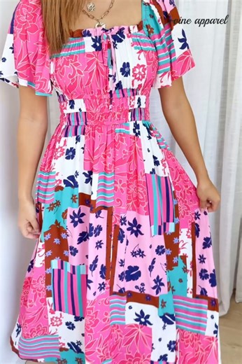 The Sienna Wilde Dress featured elastic up the top and under the bust, there’s also a drawstring up the top so you can adjust it to sit on or off the shoulders. The sleeves are pretty, it has pockets, and it feels really nice on. And you can eat heaps whilst wearing it which is also a win :) Shop HERE: vineapparel.com/products/sienna-wilde-dress-pink-patchwork Kym wears an 8 and is 175cm x | Vine Apparel