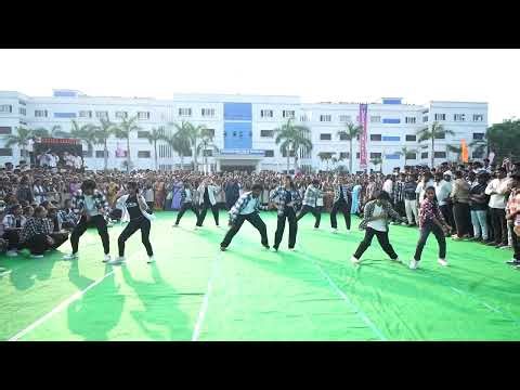 Crazy Dance Flash Mob | Unexpected Dance Flash Mob – Crowd Reaction! 🔥 | Chalapathi Mothadaka