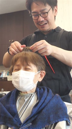 60代のお客様をパーマと刈り上げで大人ショートに✨ふんわり動きのあるシルエットで、上品さとおしゃれを両立#60代ヘア #大人女性ショート #刈り上げショート #パーマスタイル #shorts