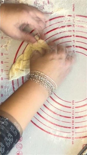 Easy way to shape a rose from dough