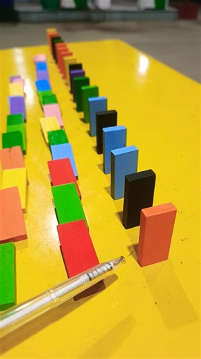 1 to 100 domines filling 🤩🫠🍁🥳 #marblerun #marblesrace #dominoart #dominoes #dominopark #toys #games
