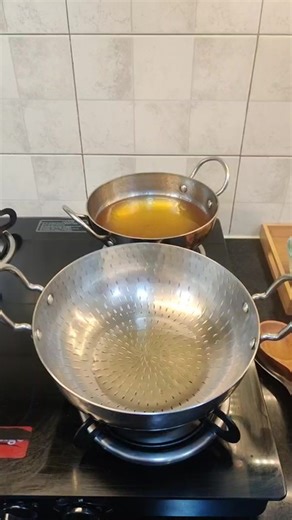 38K views · 1K reactions | Weekend Special - 7 minute mein banaye ye sabki favorite sabji asaani se - Live video by Shveta Sheth Text recipe link: https://www.zaykakatadka.com/recipe/dhaniya-wale-aloo/ Dhaniya Wale Aloo | 5 minute Veg Recipes | Facebook