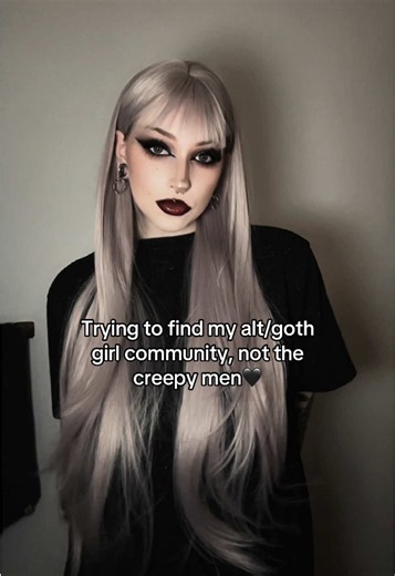 Find Alt/Goth Girl Community Near Me — Tips to Connect