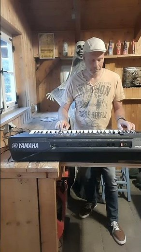 Road to nowhere - Talking Heads (1985) Yamaha PSR - SX 700