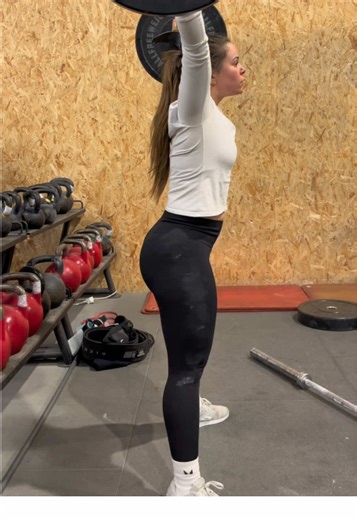 Challenging EMOM CrossFit Workout: Snatch and HSPU