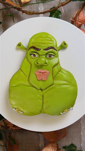 180K views · 1.4K reactions |  #shrek #mewing #funny #cake #bakingthursdays | Baking Thursdays | Facebook