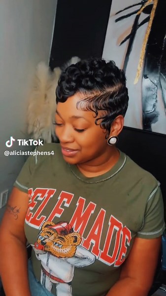 Absolutely no hair out Closure shortcut #blackpeople #shortcut #quickweave #closureinstall