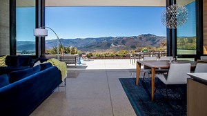 A Utah Home With a Sweeping Mountain View