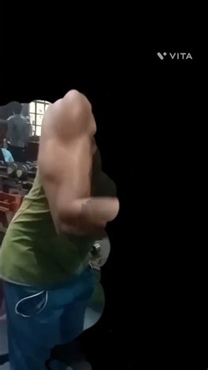 #abs #trending #fitness #exerciseroutine #workout #fitnessjourney #desigym #desifood #gymlife