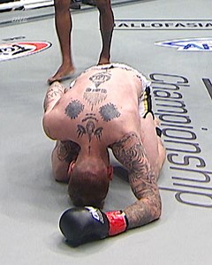 146K views · 2.7K reactions | These Muay Thai knockouts are INSANE 勞 | ONE Championship | Facebook