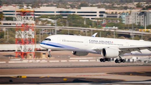 Phoenix Sky Harbor marked a historic moment in welcoming China Airlines 中華航空 to America’s Friendliest Airport® 🌏✈️. Leaders from across Arizona joined to celebrate the launch of the first nonstop service between Phoenix and Asia earlier this month. The new route to Taipei operates three times weekly and opens the door to China Airlines’ extensive global network. This service strengthens connections for business, tourism, and cultural exchange, and represents a major step forward for our interna