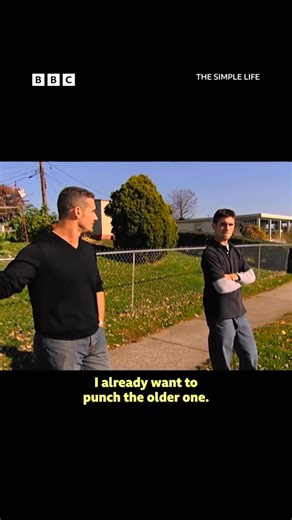 1.4M views · 23K reactions | Nicole Richie instantly has the ick  THE SIMPLE LIFE: Can jet setters Paris Hilton and Nicole Richie give up their A-list lifestyles to live like everyday people? #TheSimpleLife #ParisHilton #NicholeRichie #90s #1990s #Throwback | BBC | Facebook