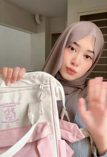 Cantik tak backpack ni? #backpack #outfit #outfitideas