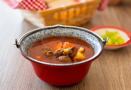 Tradicionális gulyásleves