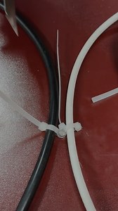 Electric Wire Holder ⚡ | Pixel Heroes