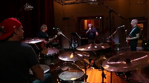 Step into the wayback machine with us for Chickenfoot rehearsal and this tongue-in-cheek blues improv and the plight of the rich man's blues: "Private Plane Blues". Sammy Hagar (The Red Rocker) Joe Satriani Mad Anthony Bassman Chad Smith This was rehearsal for the last Chickenfoot shows in May 2016 in Tahoe, and the following release of the single "Divine Termination". Check out the music video which featured footage from this rehearsal and those shows (link in first comment). | Chickenfoot