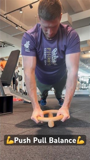 💪Push Pull 💪Balance #pushpullworkout #calisthenics #balancefitness #naturalbodybuilding #shorts