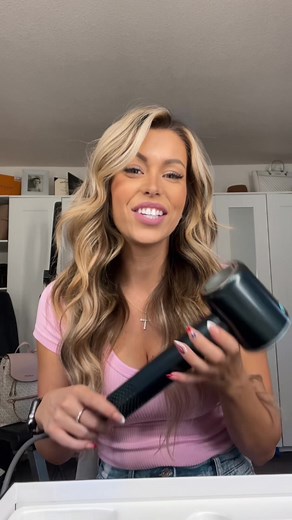 Idoo Fast Drying Blowdry 🤍 #blowdry #hair #unboxing #foryou #explore #hairtok #howto #idoo #foryoupage #blessed #lifehacks #tipsandtricks #dryshampoo #blowdryer #livingmybestlife #healthylifestyle #styletips