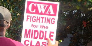 Communication Workers of America union members strike in Hattiesburg