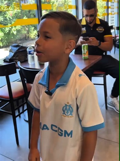 Kaïs: Le phénomène OM qui séduit la France